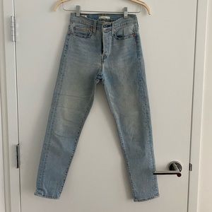 Levi’s Wedgie Fit Jeans. Size 24.